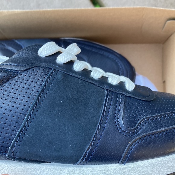 Navy sneakers - hotter - Picture 2 of 8